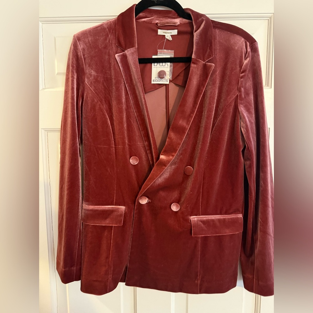 Elegant Velvet Double-Breasted Jacket Sz M Medium. New with tags. Lightweight